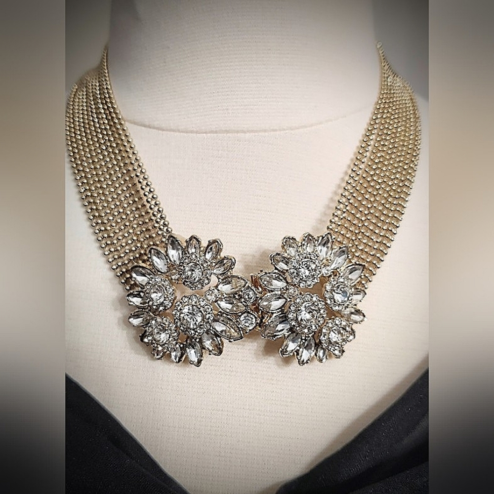 Vintage Style Gold Tone Rhinestone Chunky Collar Fashion Necklace